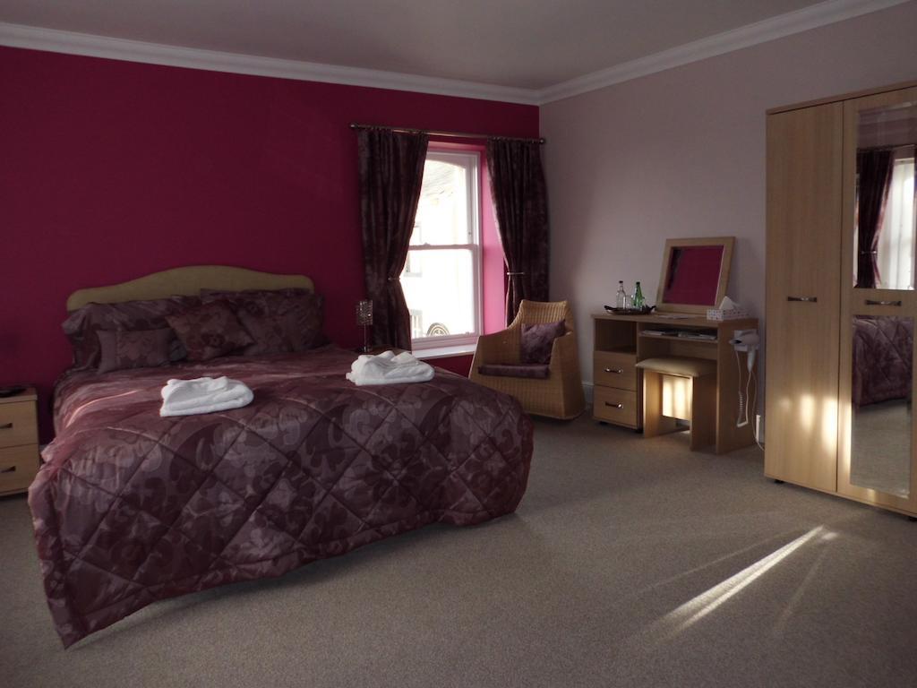 The Golden Lion Hotel Maryport Exterior photo